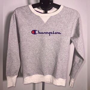 Champion Women's Heather Gray Crew Neck Sweater